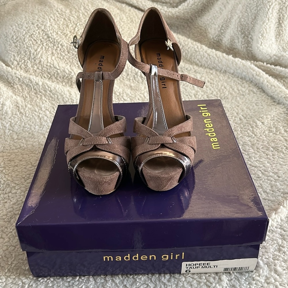 Brown/Gunmetal Platform heels